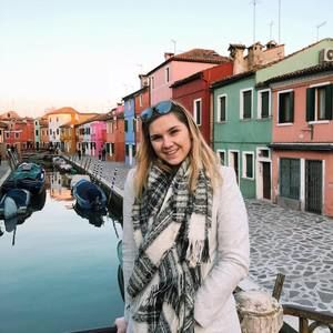 Meet your Posher, Jessica